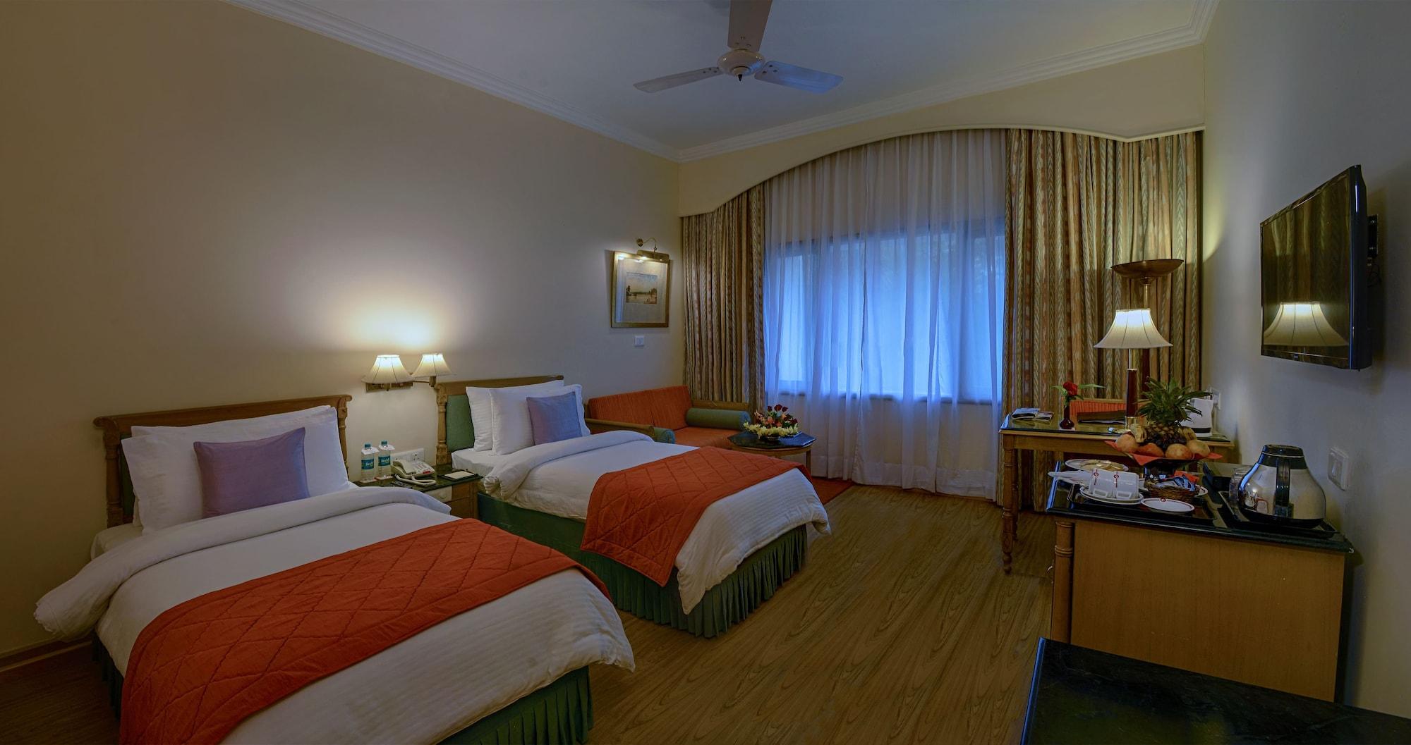 Hotel Clarks Varanasi Limited Exterior foto