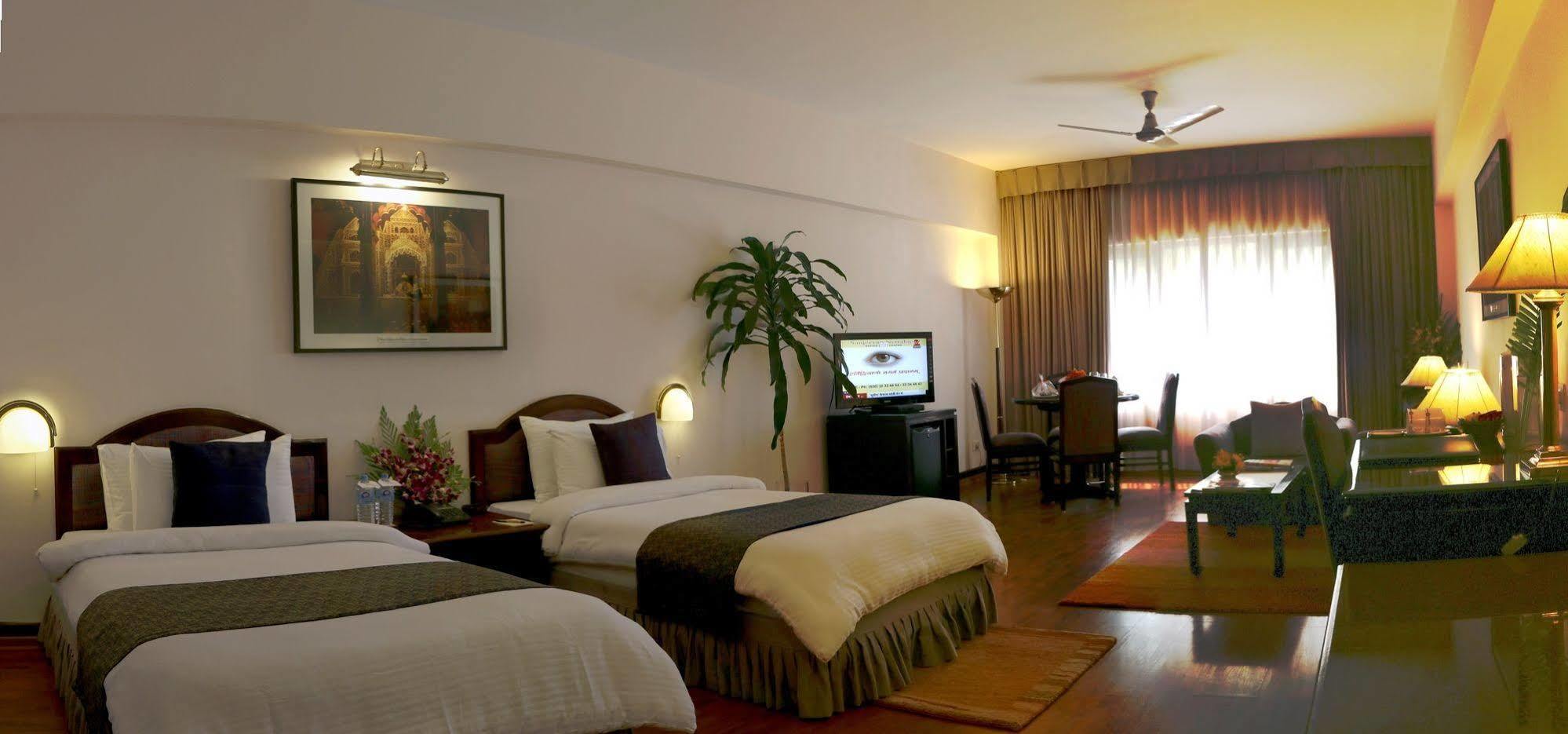 Hotel Clarks Varanasi Limited Exterior foto
